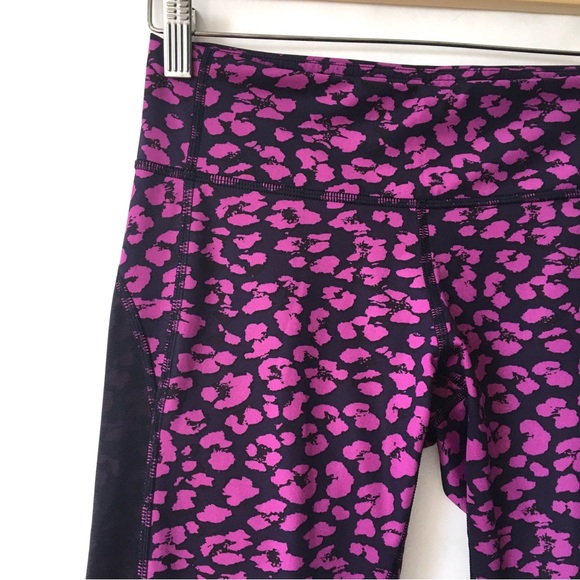 Lululemon Drop It Like It's Hot Tight Cherry Cheetah Ultra Violet Navy Blue Sz 6 - Picture 5 of 17